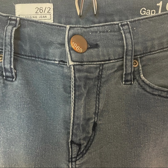 Women’s Jeggings/Legging Jeans Medium Wash - Picture 3 of 5